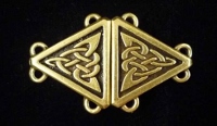 Celtic Triangular Cloak Clasp Small Antiqued